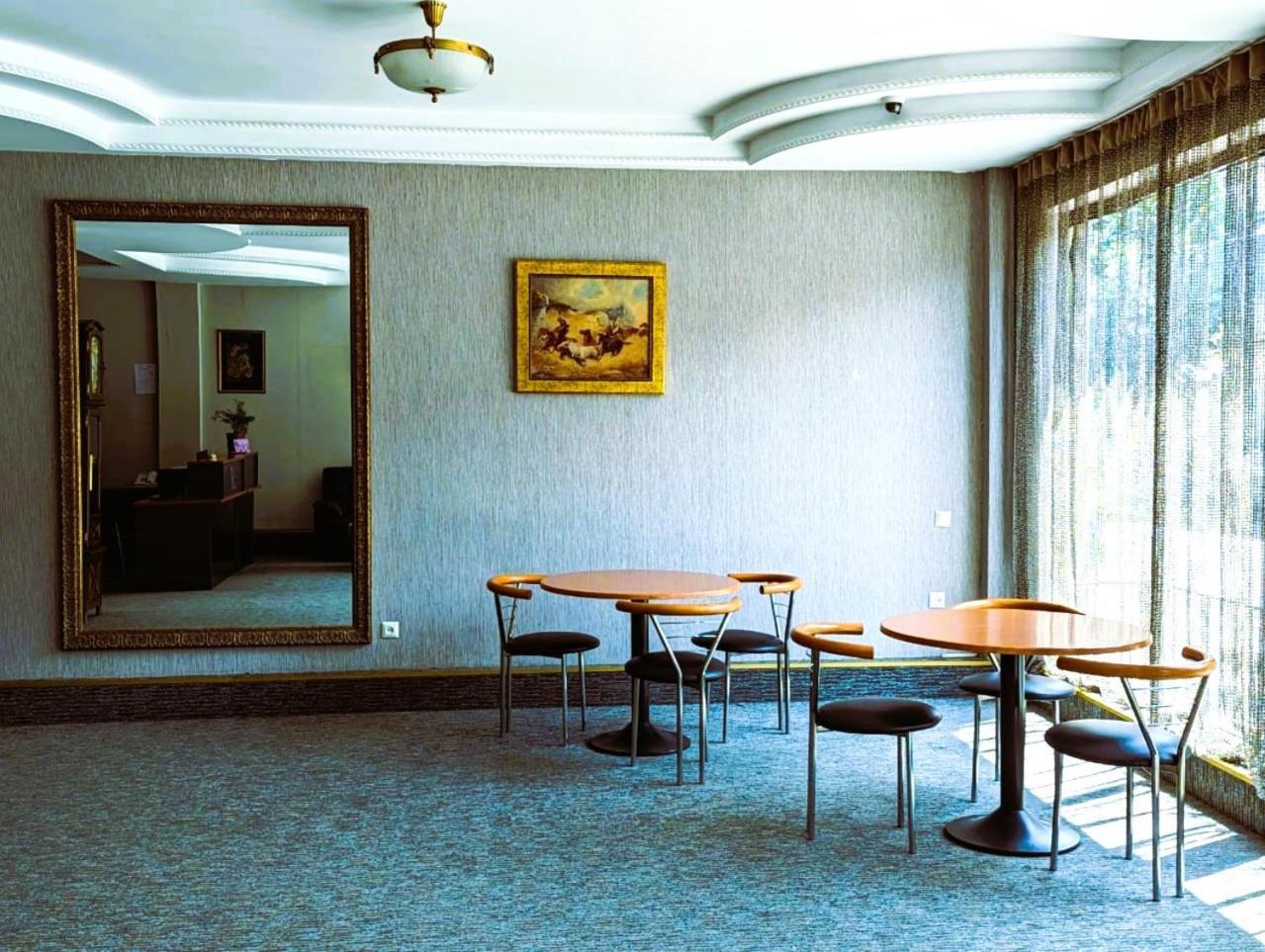 The Rogashome Тбилиси Экстерьер фото